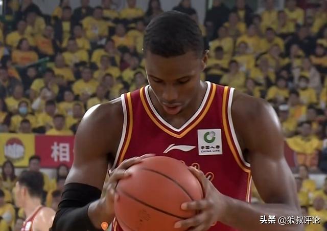 开云体育官网-迪亚洛连续3战吃T领跑技犯榜单：累计7技犯再吃1T将追加停赛